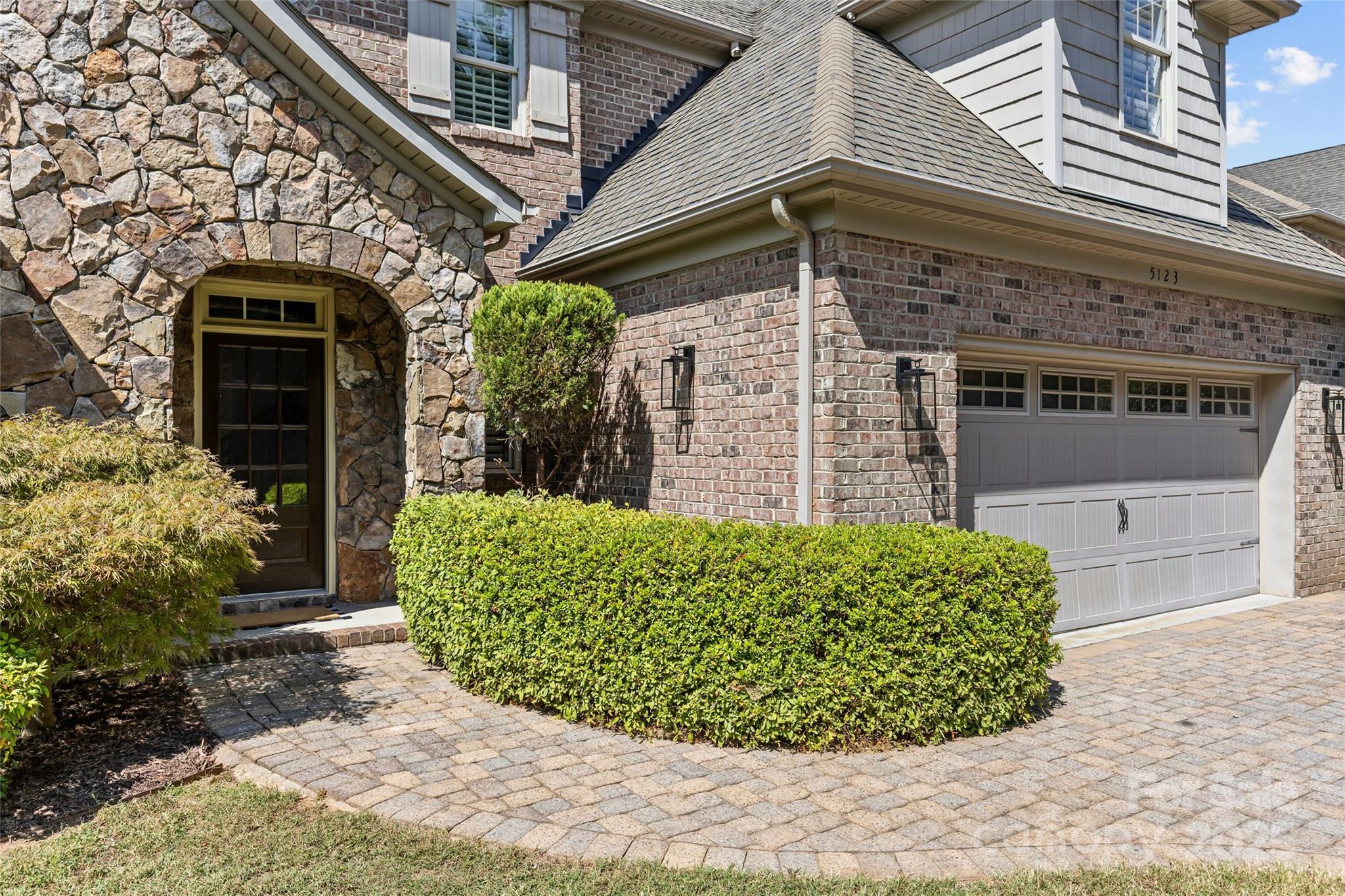 5123 Berkeley Park Court