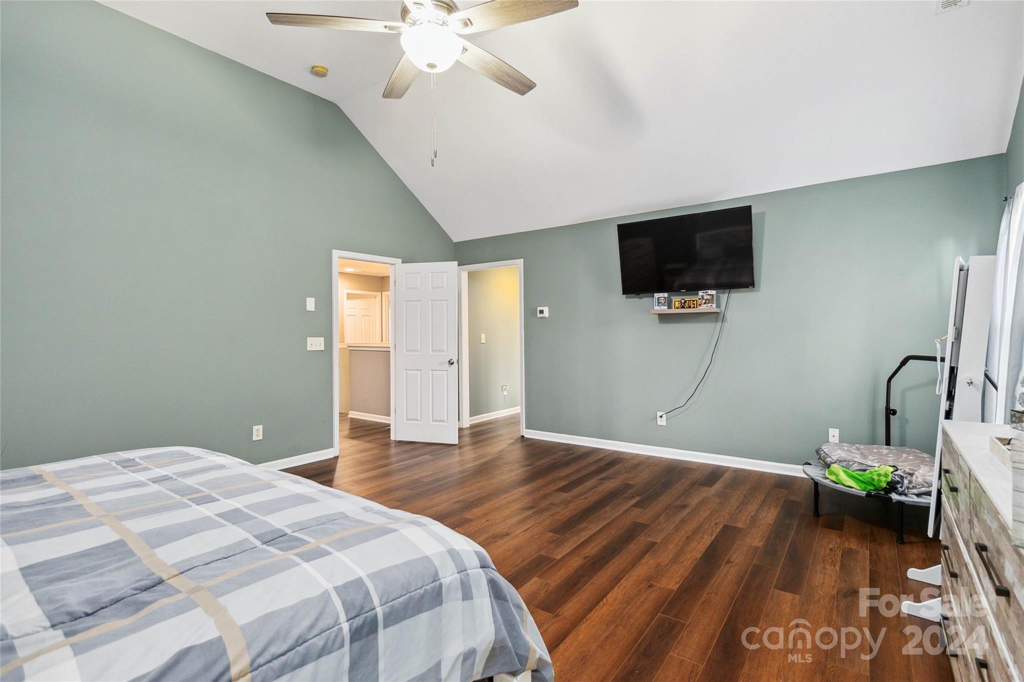 Lexington Commons - Residential