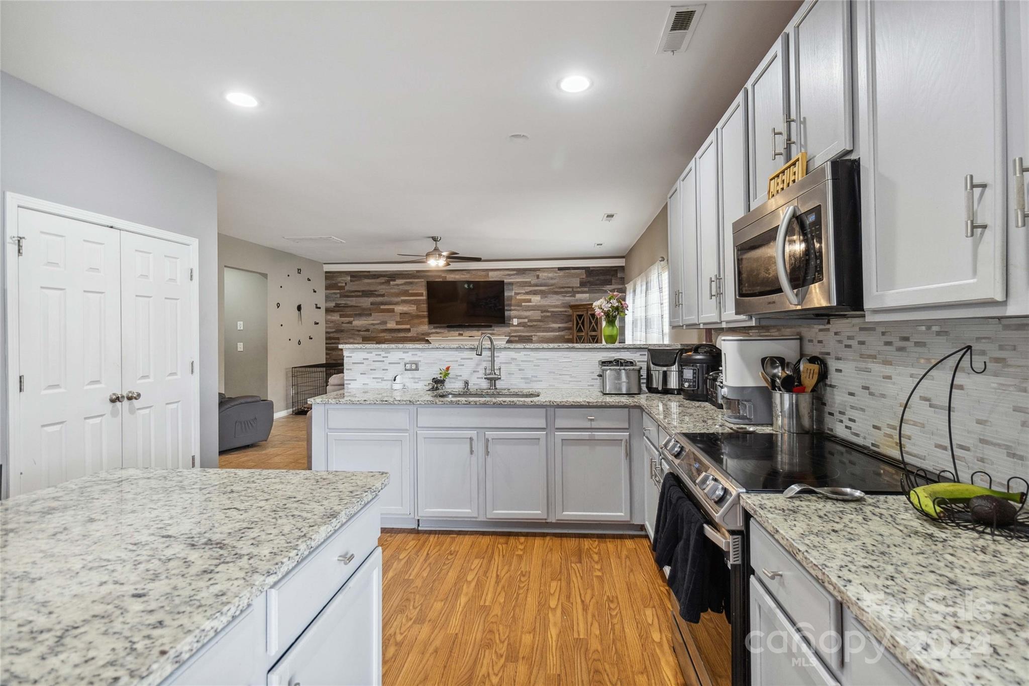 Lexington Commons - Residential