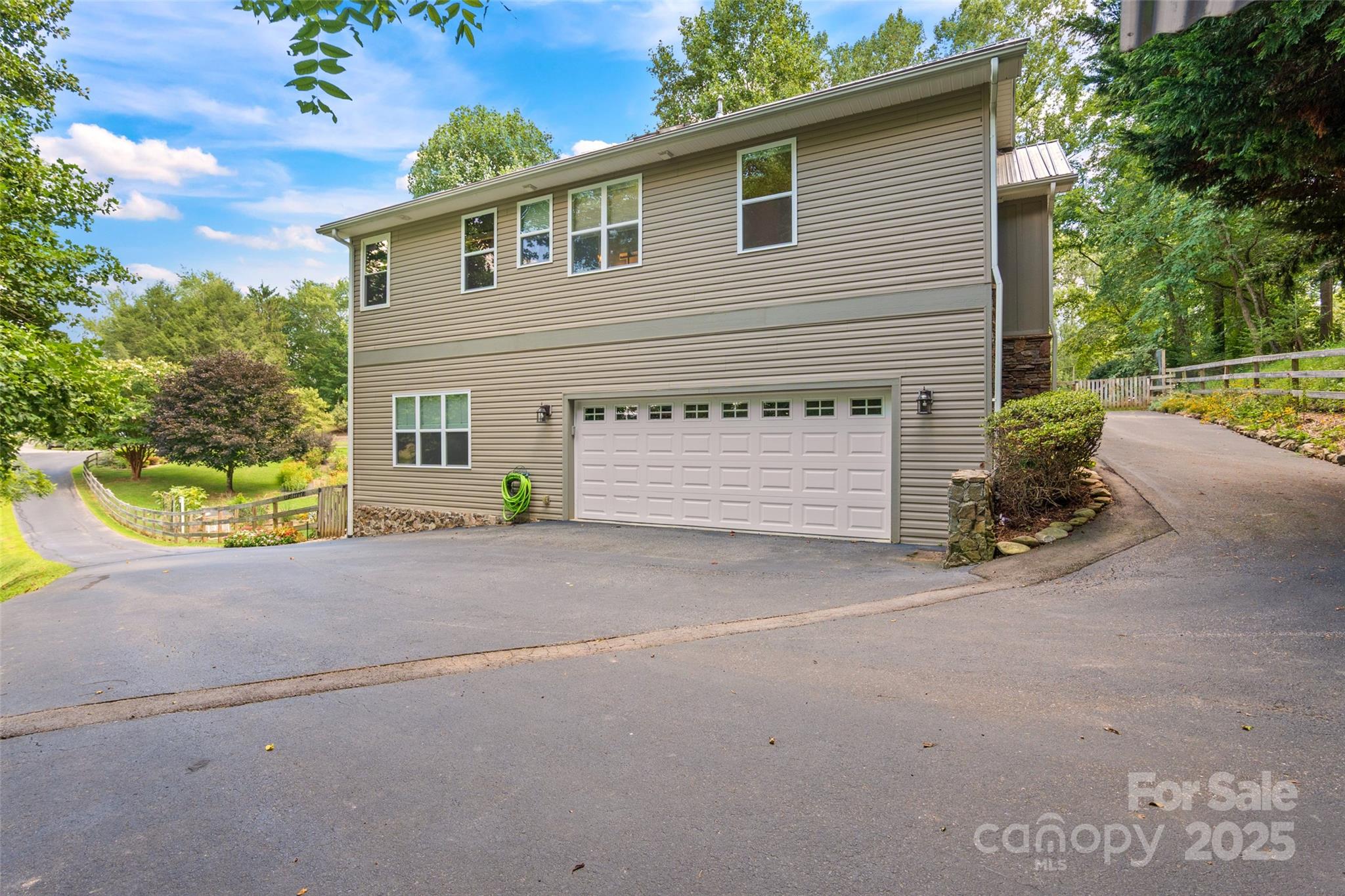 Whispering Woods Estates - Residential