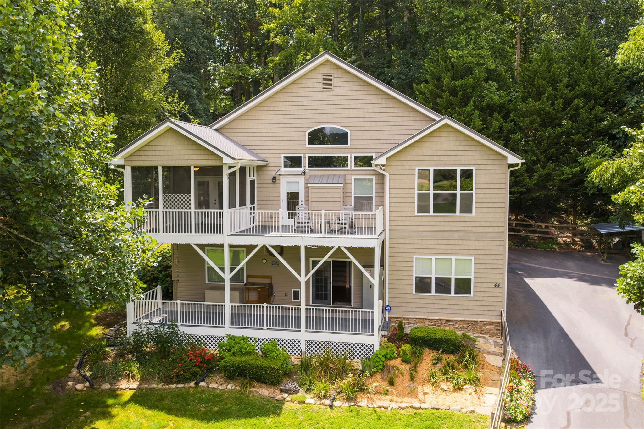 44 Whispering Woods Drive