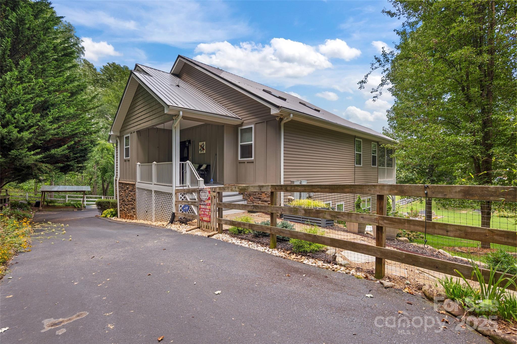 Whispering Woods Estates - Residential