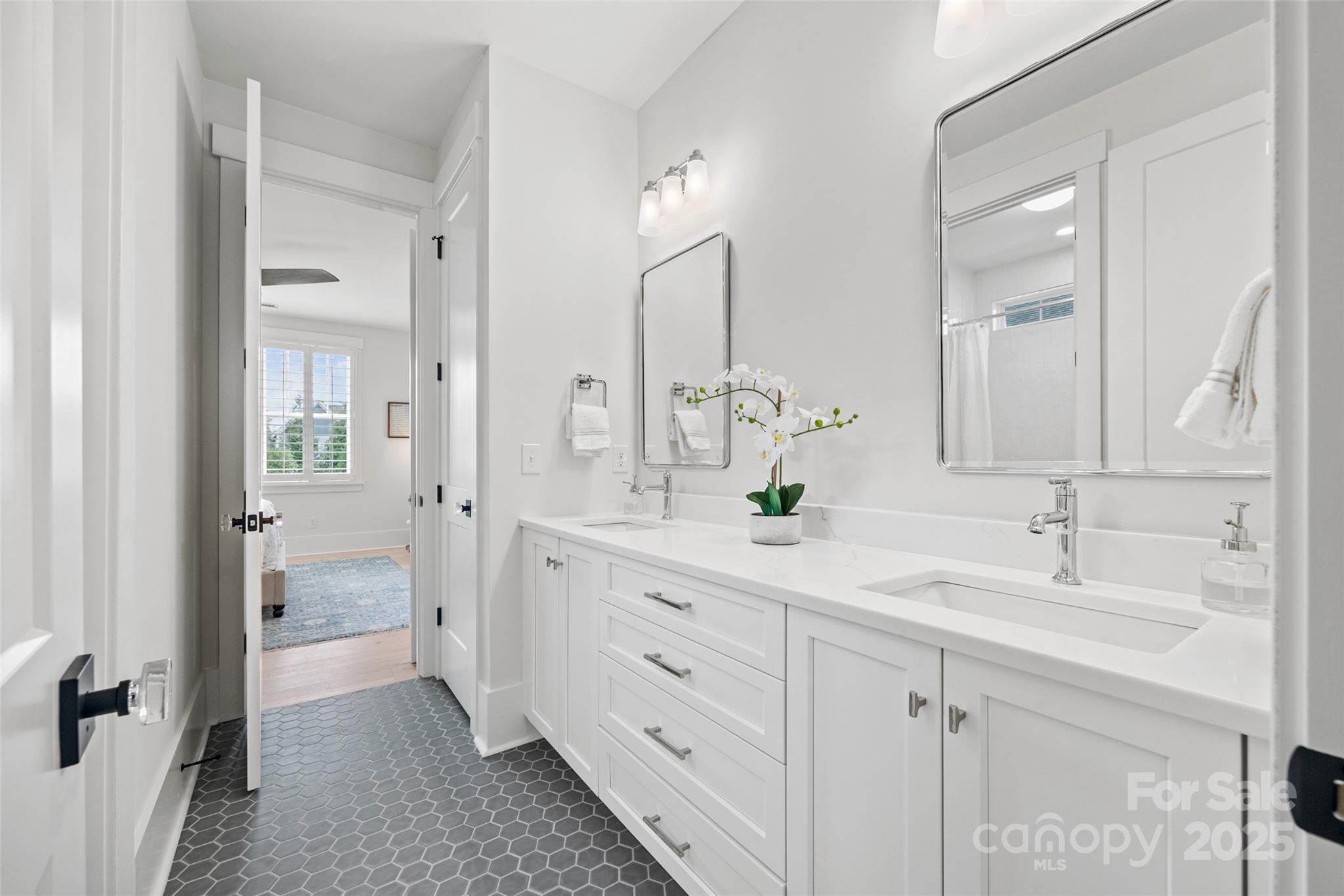 Riverwalk - Residential