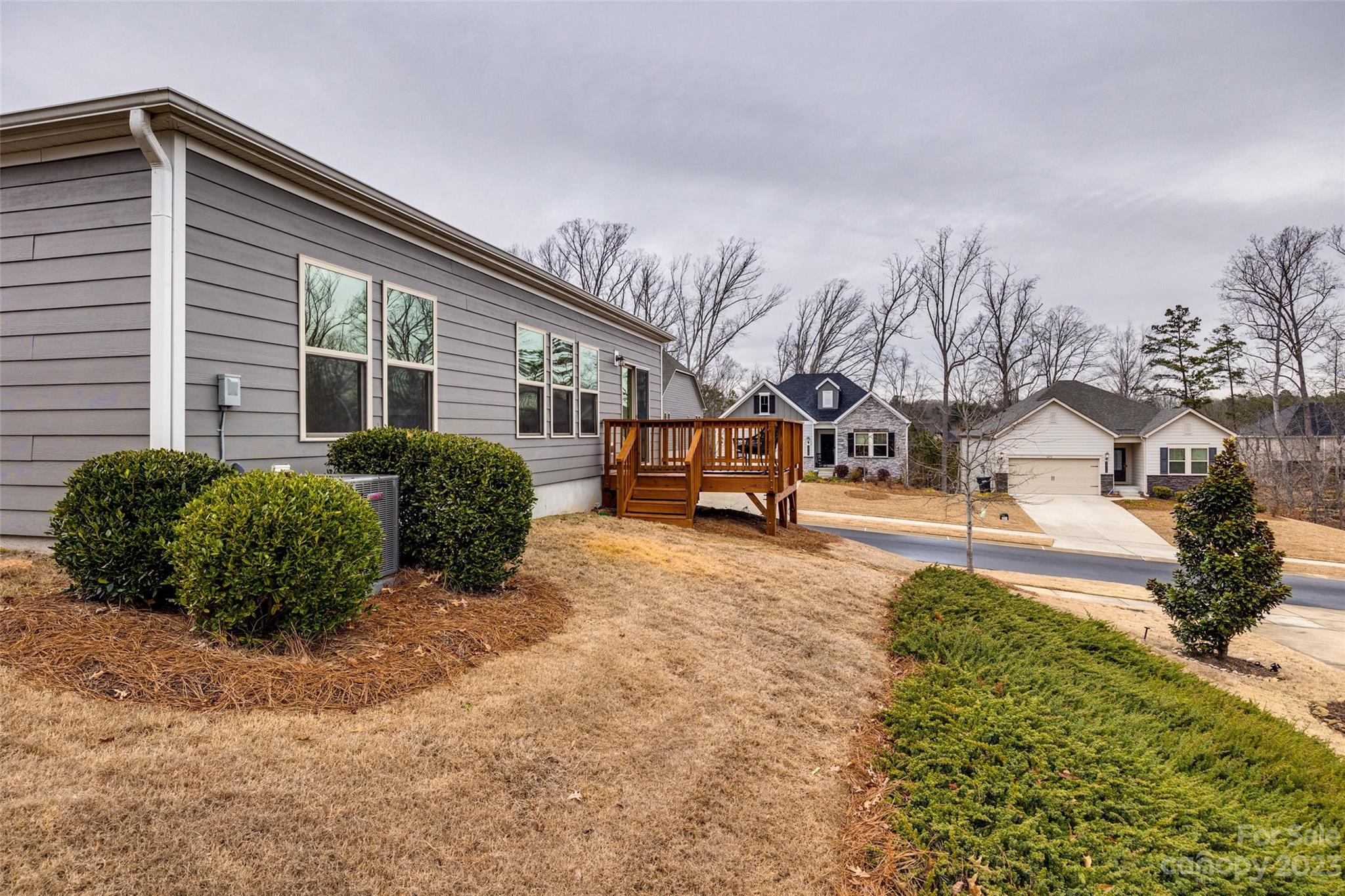 The Meridians - Residential