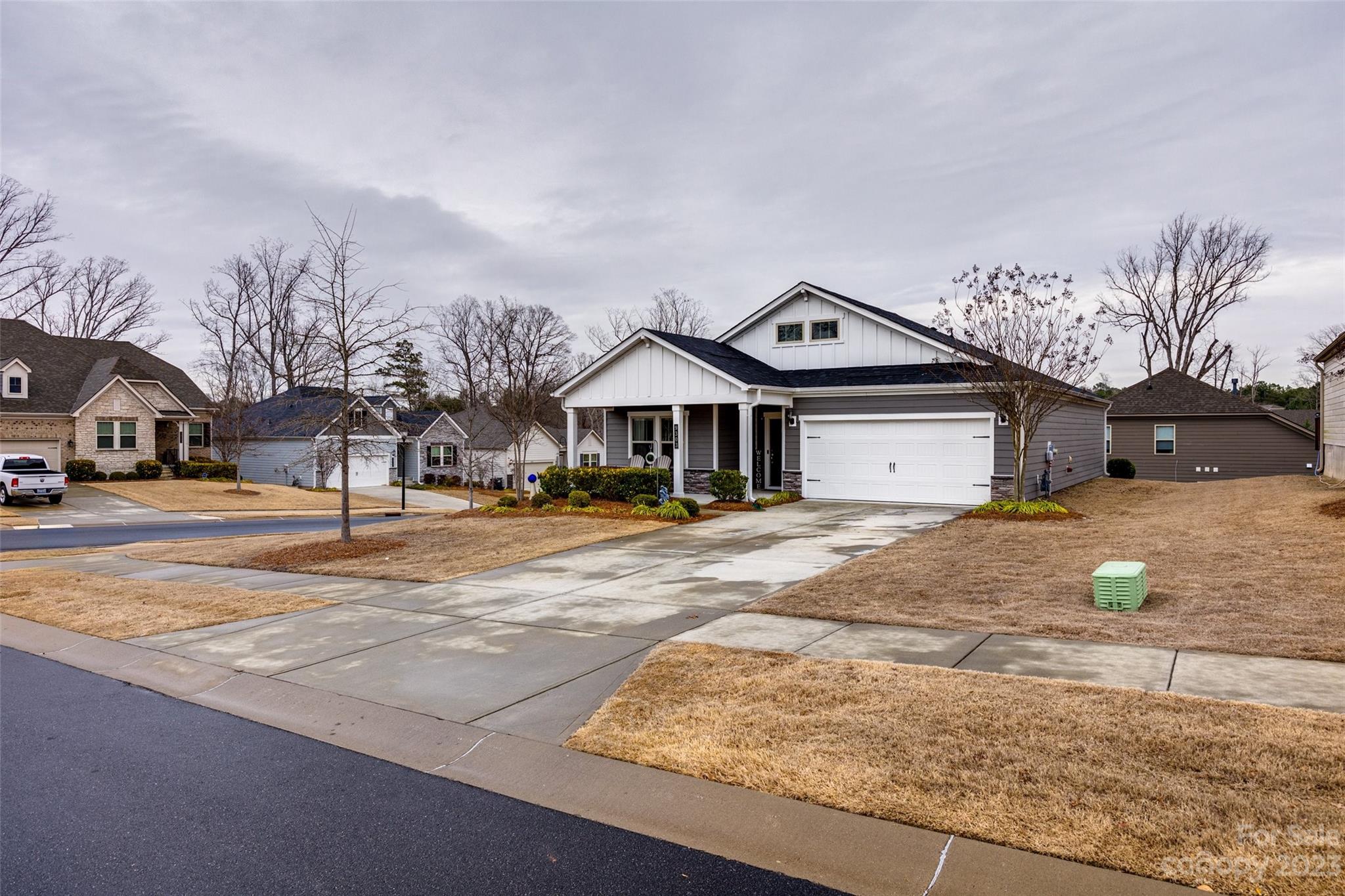 The Meridians - Residential