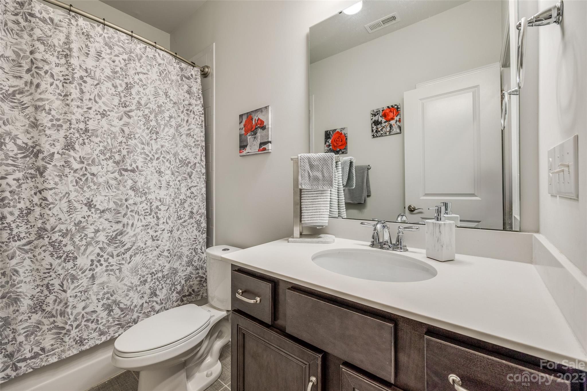 The Meridians - Residential