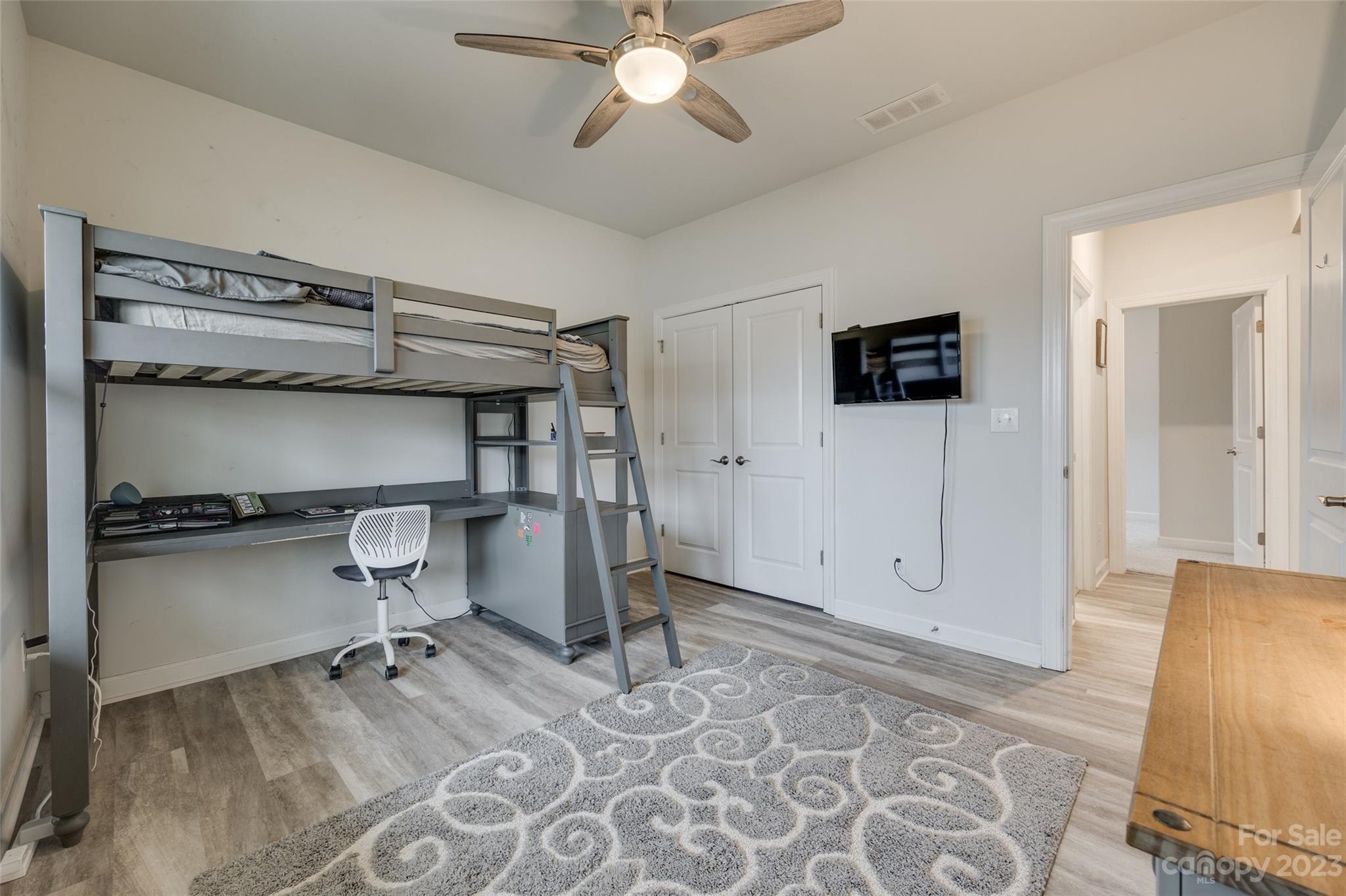 The Meridians - Residential