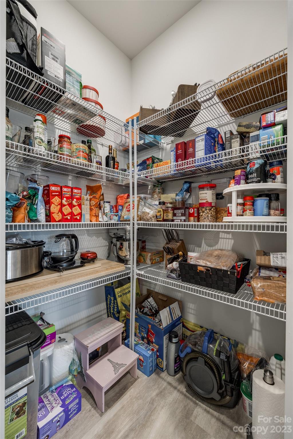 The Meridians - Residential