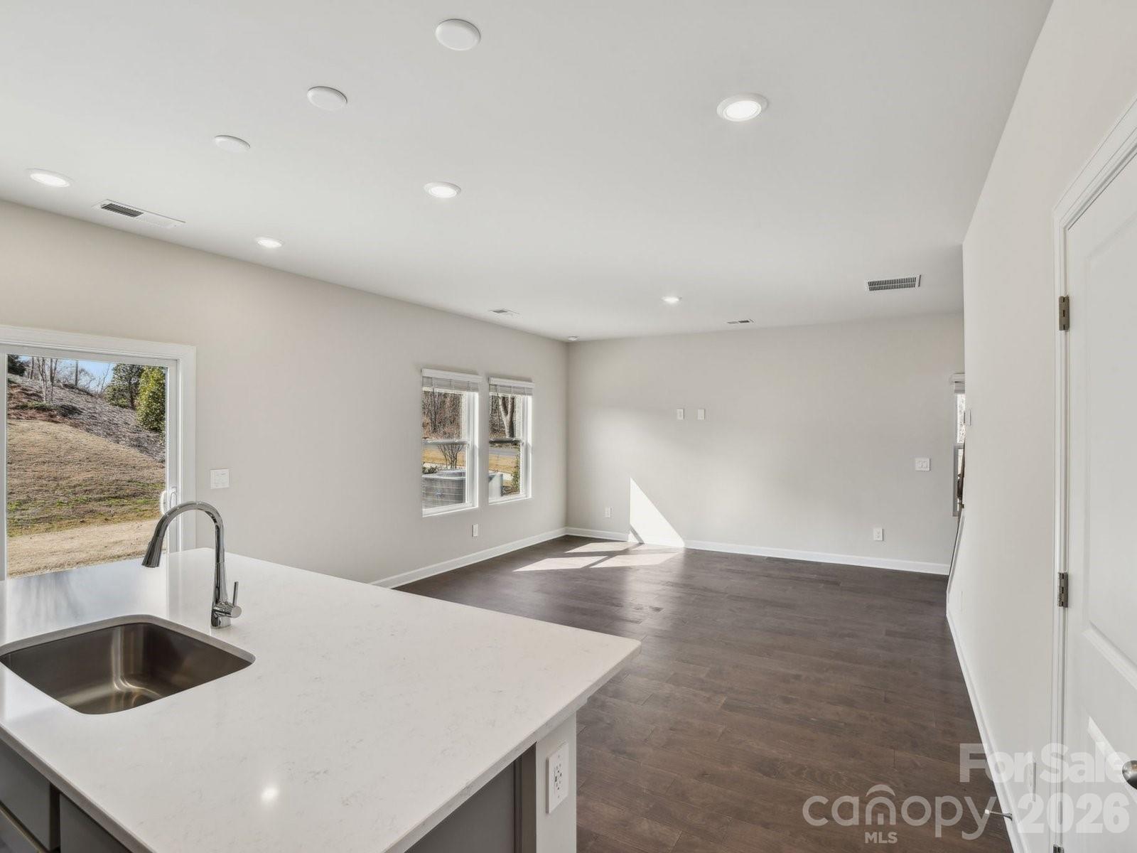 5066 Poplin Valley