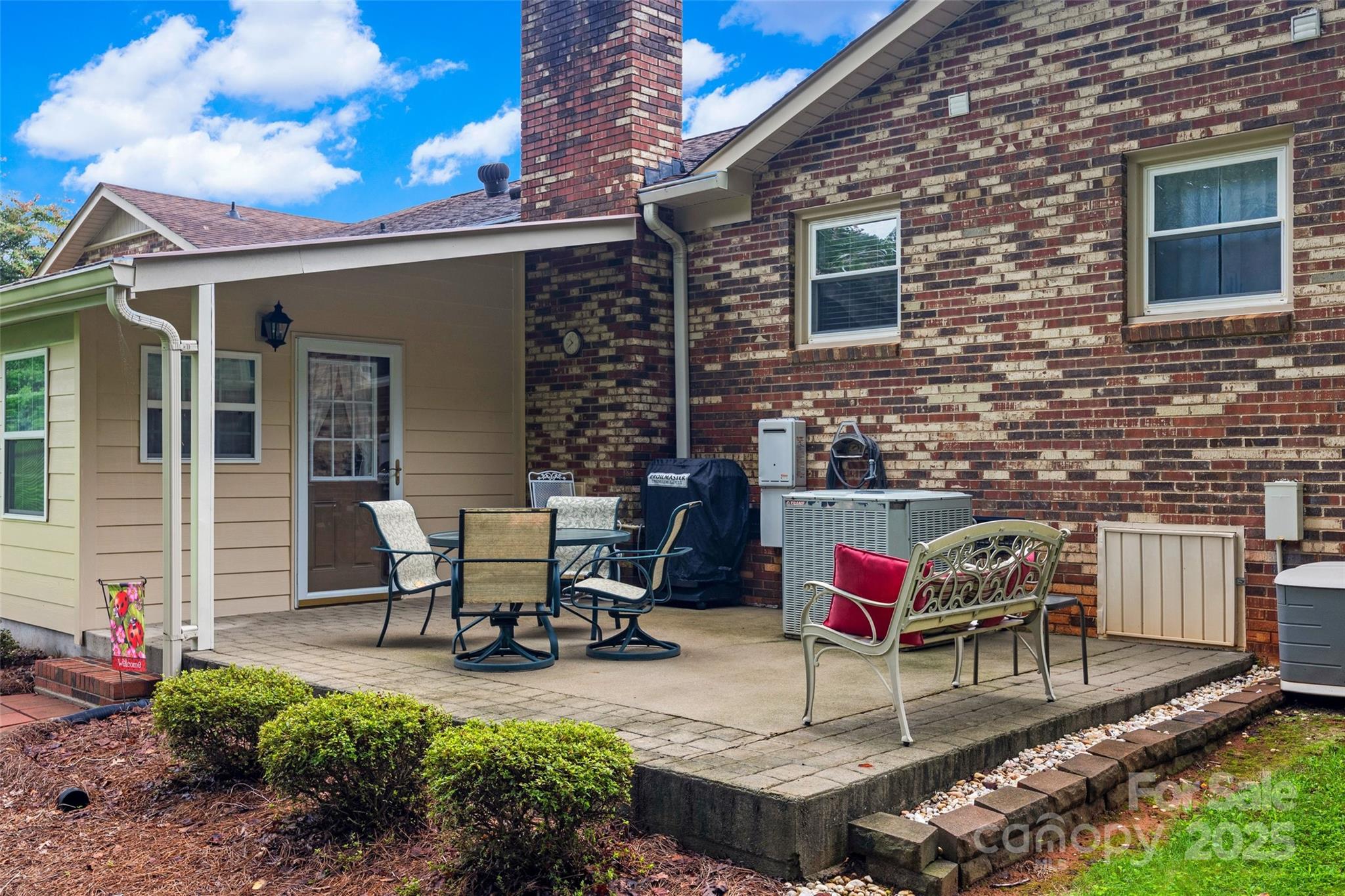 Woodland Hills - Residential