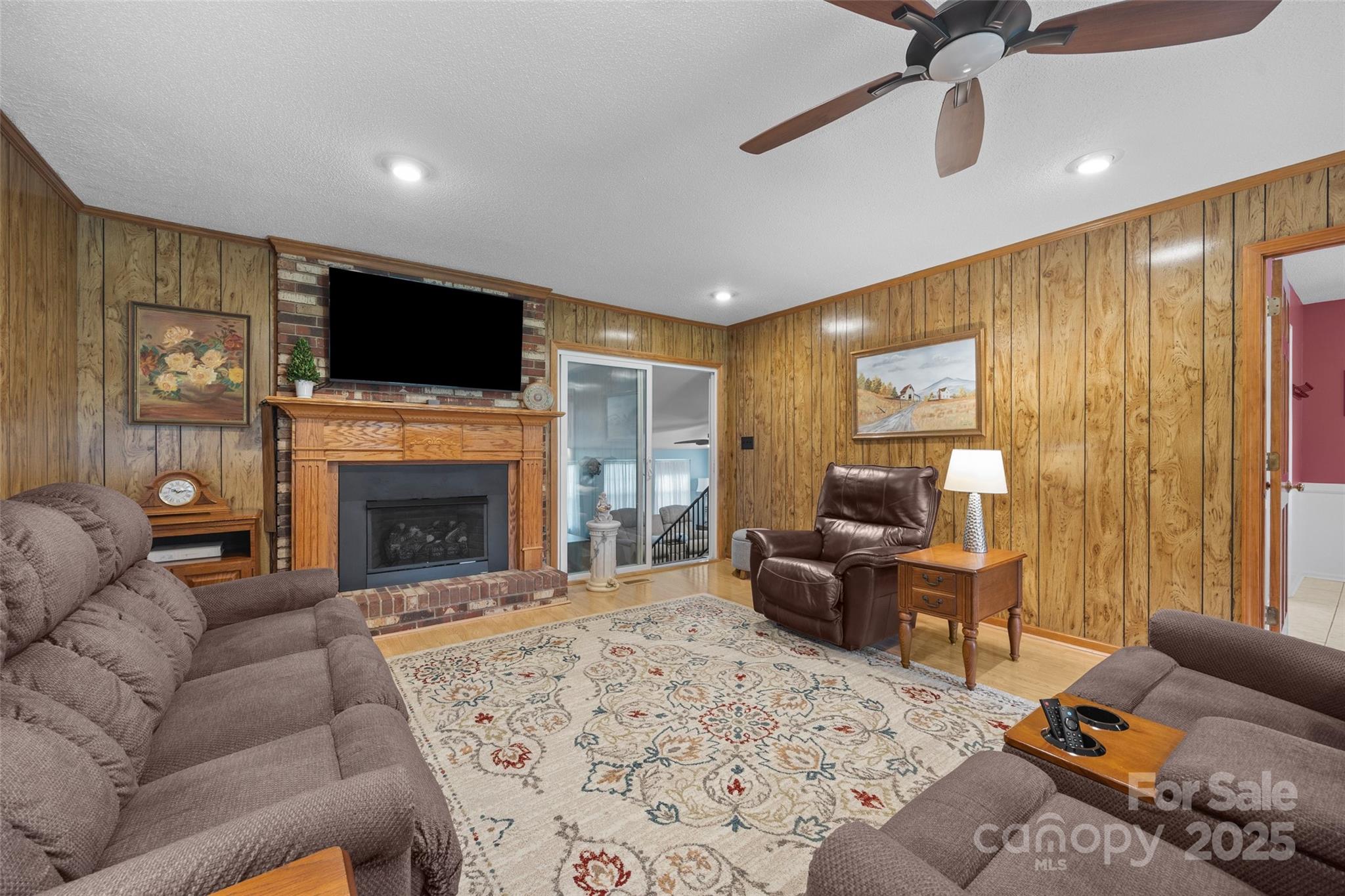 Woodland Hills - Residential