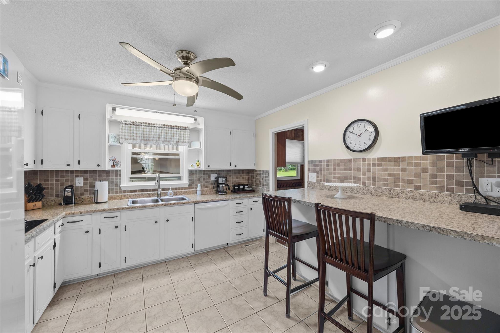 Woodland Hills - Residential