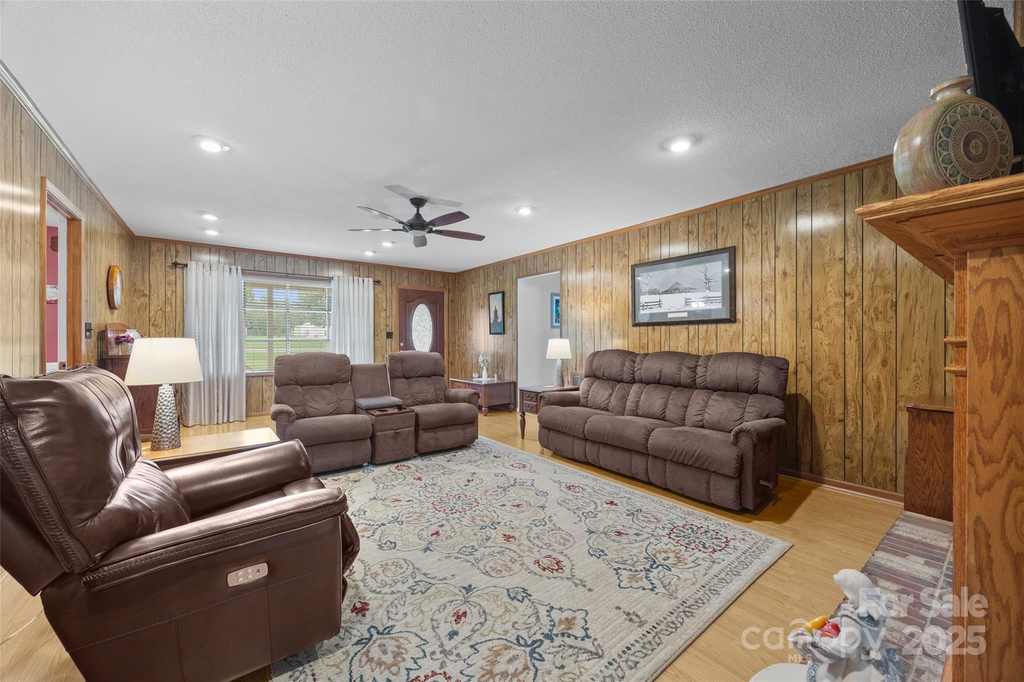 Woodland Hills - Residential