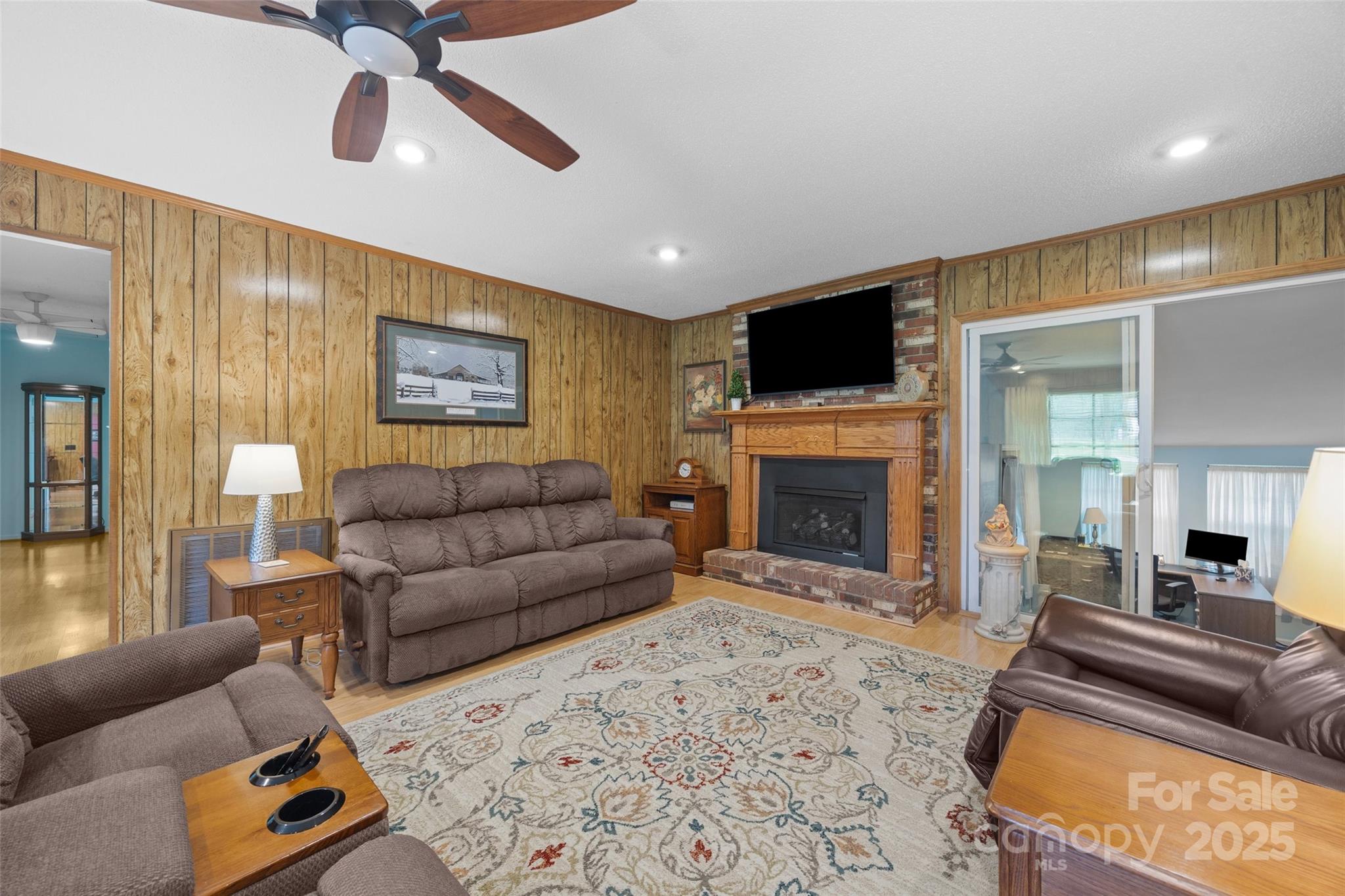 Woodland Hills - Residential