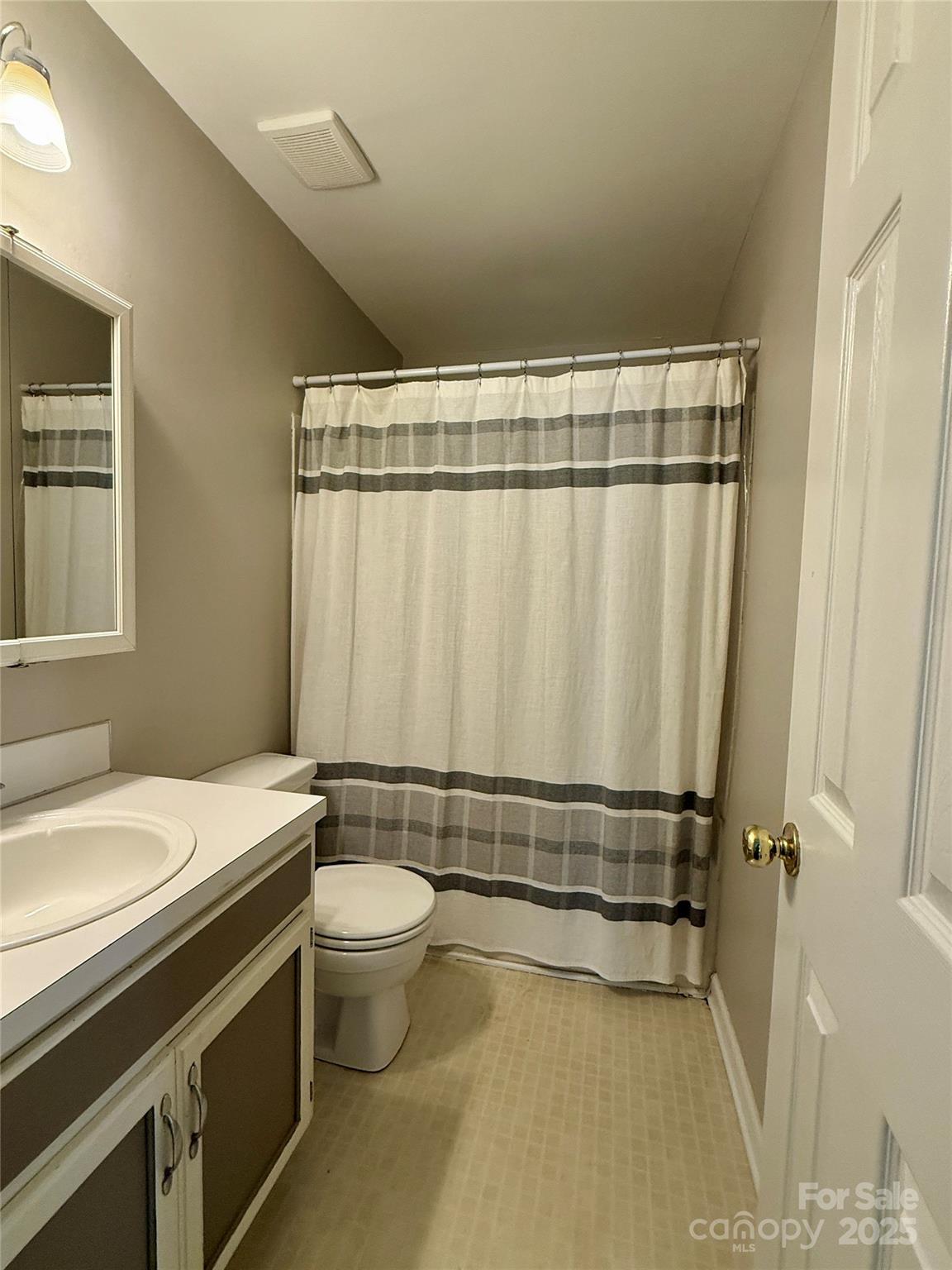 Governors Square - Residential