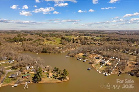 3062 Bass Drive Sherrills Ford NC 28673
