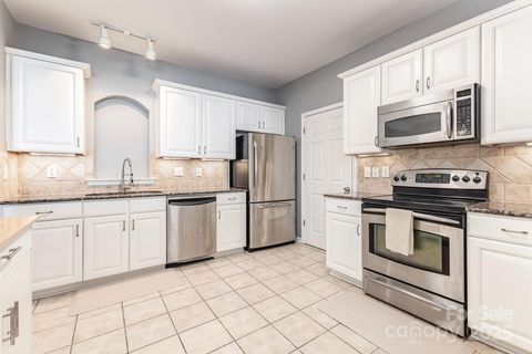 14857 Santa Lucia Drive Charlotte NC 28277