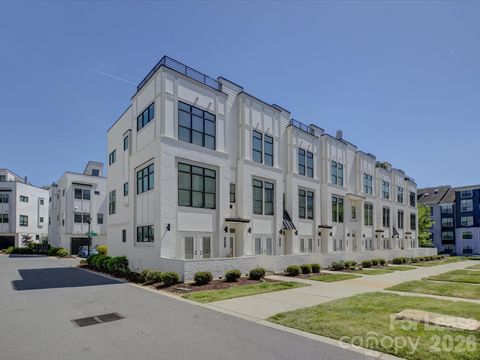 Photo of 1007 Wesley Terrace Avenue, Charlotte, NC 28208 (MLS # 4372600)