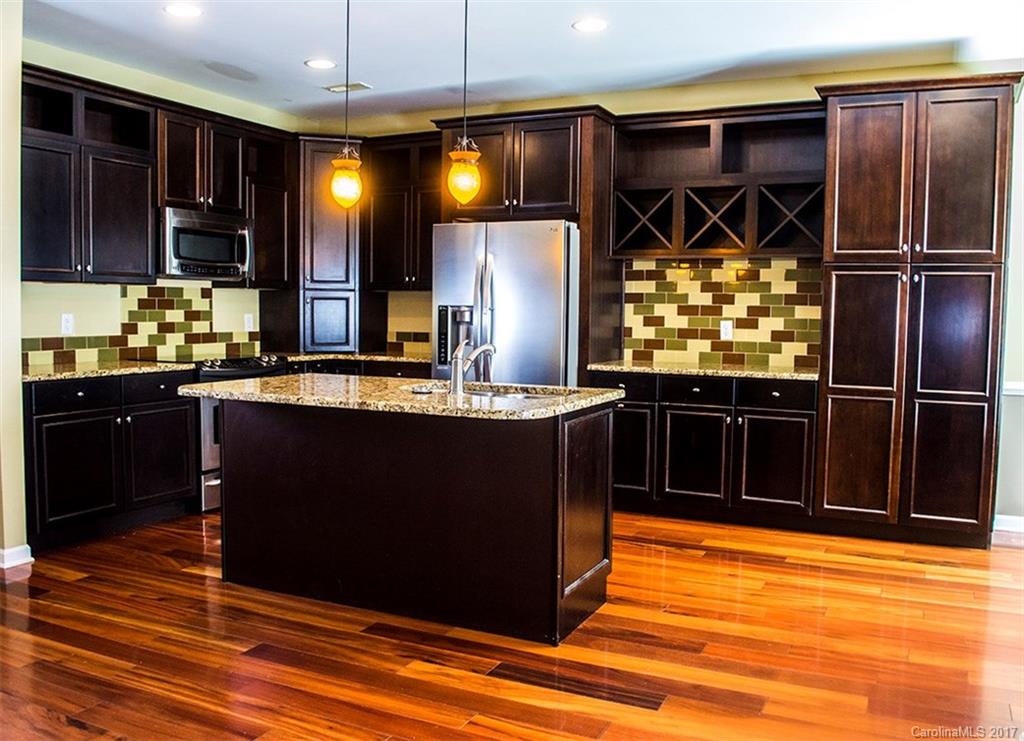 Rocky Ridge - Residential