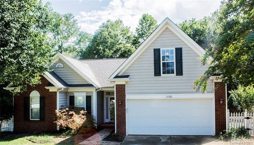 Highly Desired Open Floor plan with Amazing Kitchen that has custom built cabinets, Granite Counter tops, and Stainless Steel Appliances. Has an a fabulous sun room that looks out over large 2 tier deck for entertaining. Outdoor Deck has built in Bar Area. Master Bedroom on First Floor with Walk In closet that has nice built in shelving and a Garden Tub in the Master Bath. 2 Good Sized bedrooms on opposite side of Master. Huge Bonus Room with Built in Cabinet. Close to I-485.