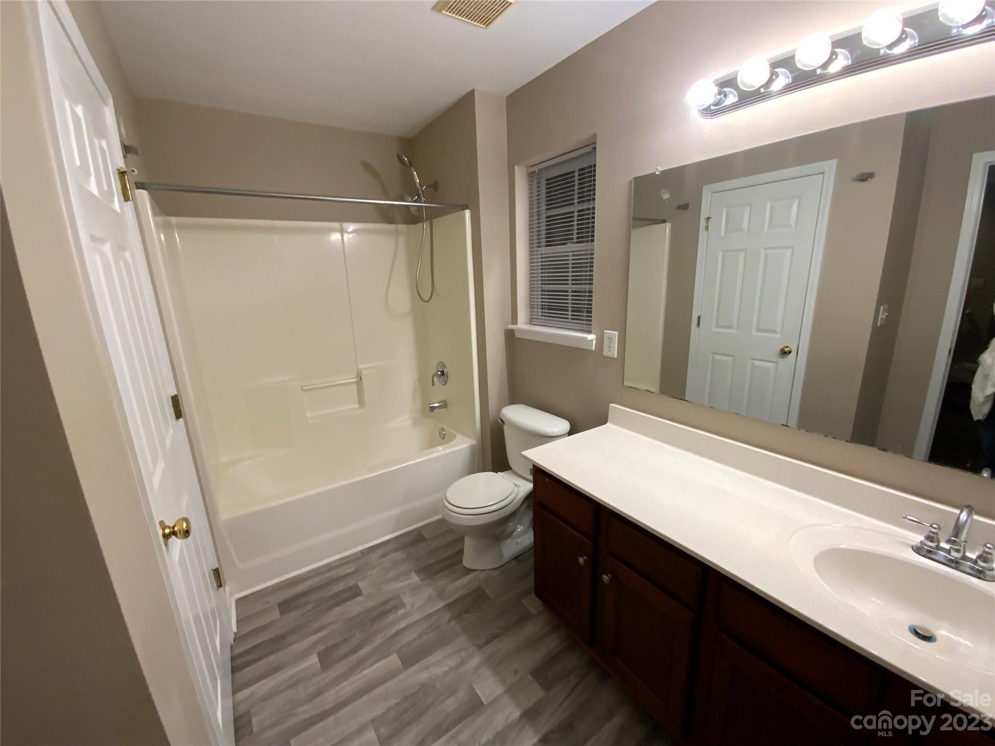 Waterside Landing - Residential