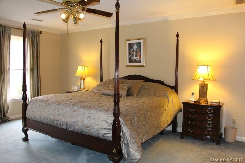 Laural Springs - Residential