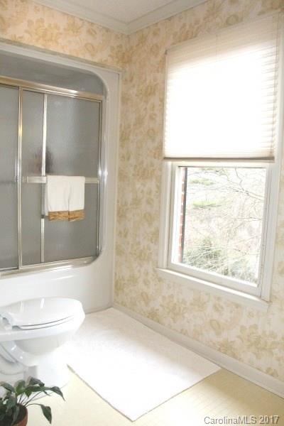 Laural Springs - Residential