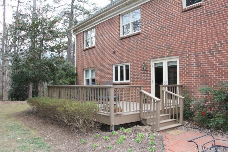 Laural Springs - Residential