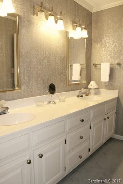 Laural Springs - Residential