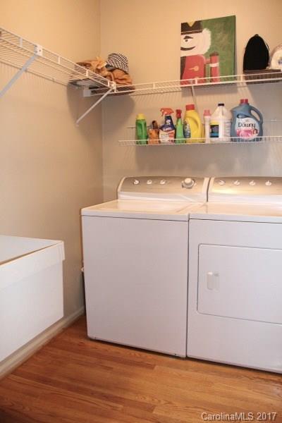 Laural Springs - Residential