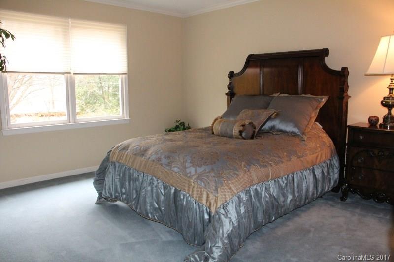 Laural Springs - Residential