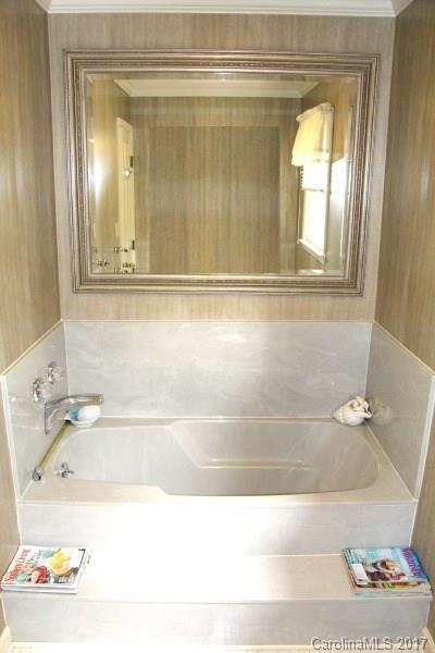 Laural Springs - Residential