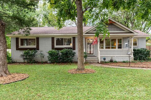 1116 Farrior Drive Charlotte NC 28215