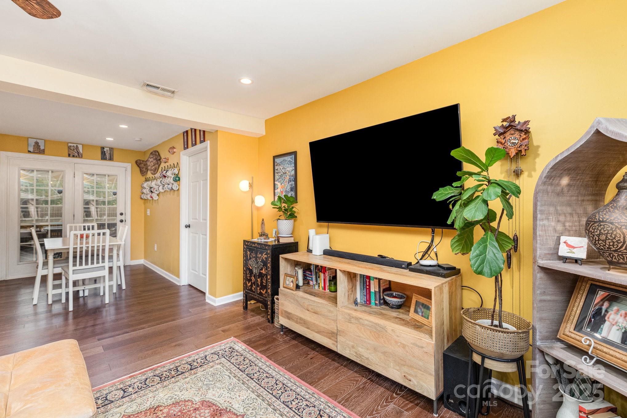 1116 Farrior Drive