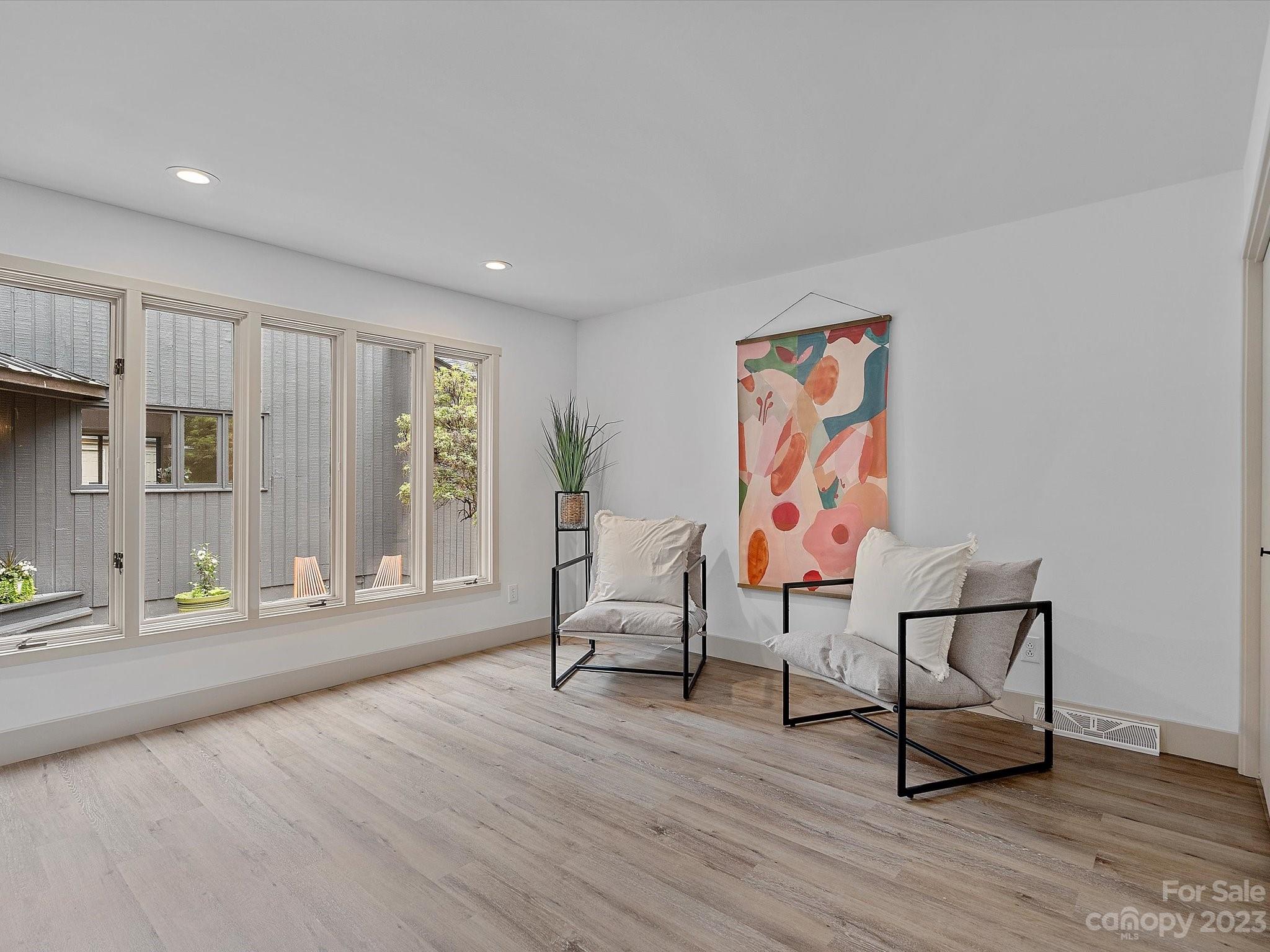 River Hills - Residential