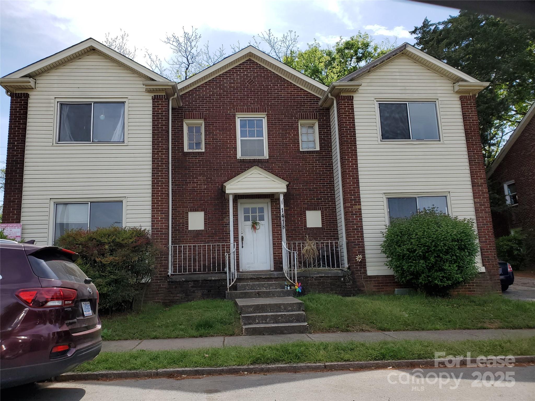 Elizabeth - Residential Lease