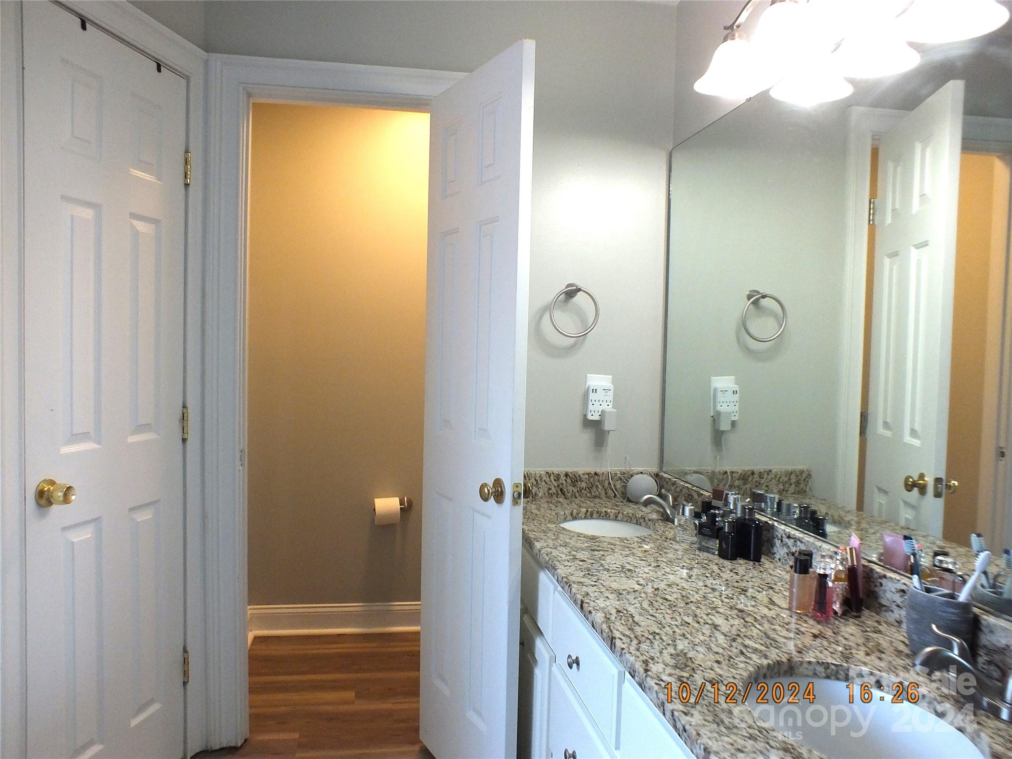 Laurel Glen - Residential