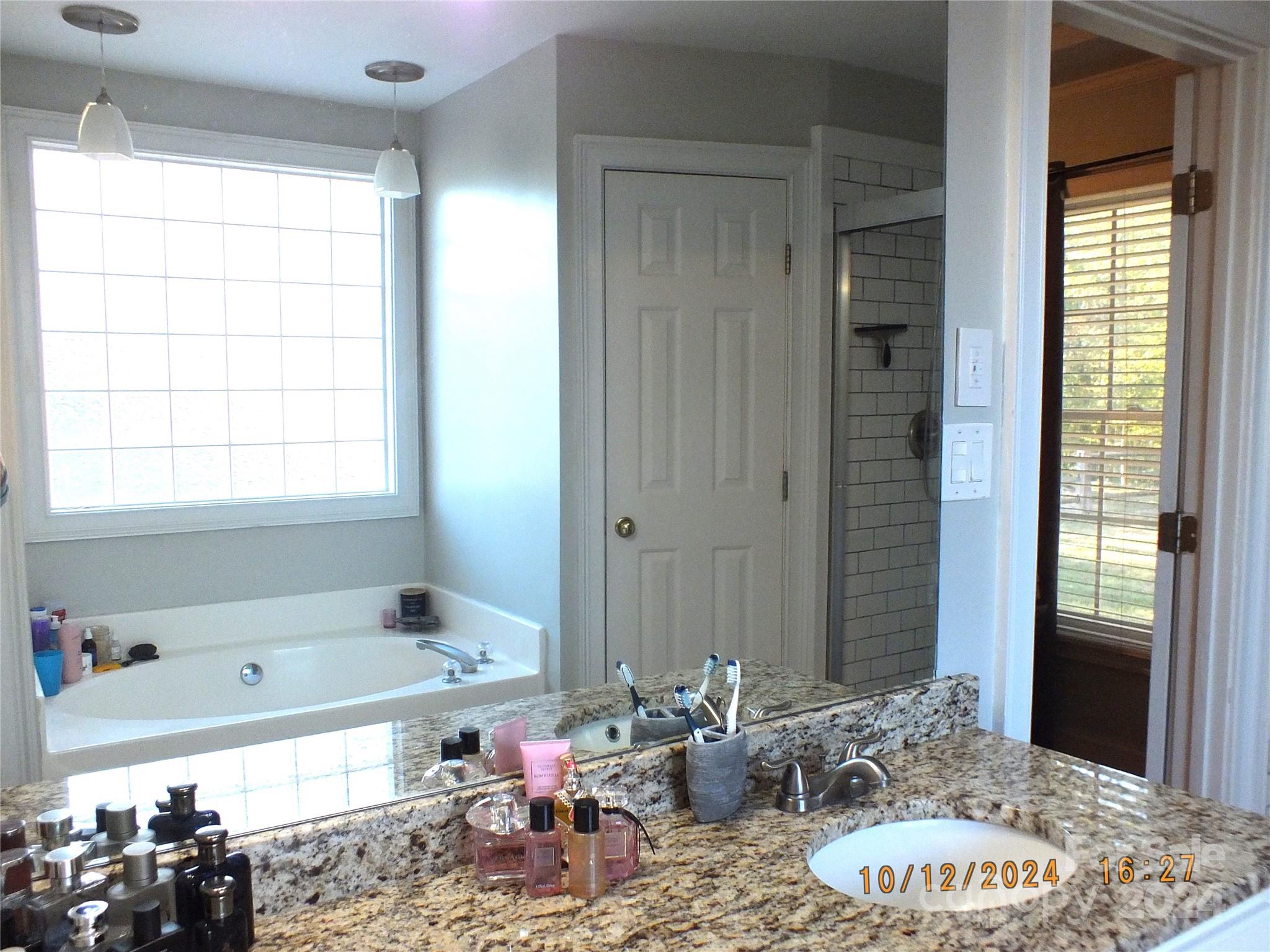 Laurel Glen - Residential