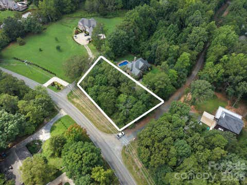 Photo of 8809 Blaydon Drive, Charlotte, NC 28227 (MLS # 4409349)