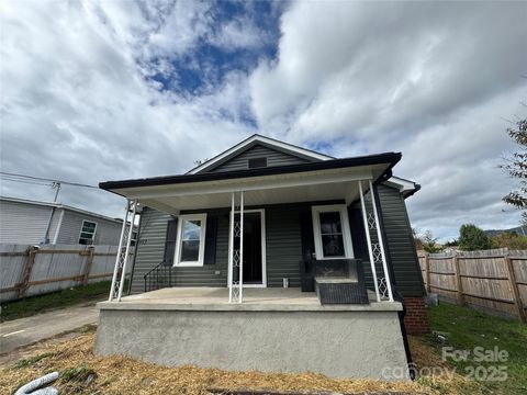 Photo of 107 Thomas Street, Canton, NC 28716 (MLS # 4309079)