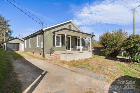 107 Thomas Street Canton NC 28716