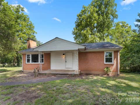 Photo of 116 Candler School Road, Candler, NC 28715 (MLS # 4411959)
