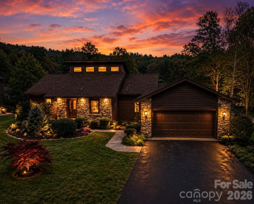 3104 Cove Loop Road