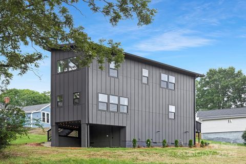 105 Riverside Drive Cramerton NC 28032