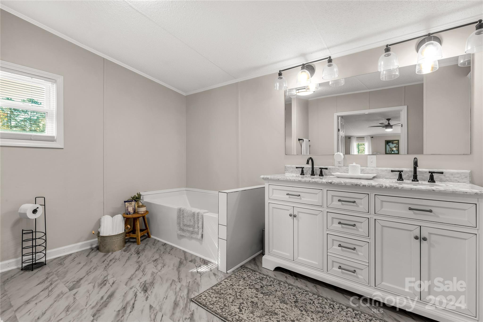 Lincoln Forest - Residential