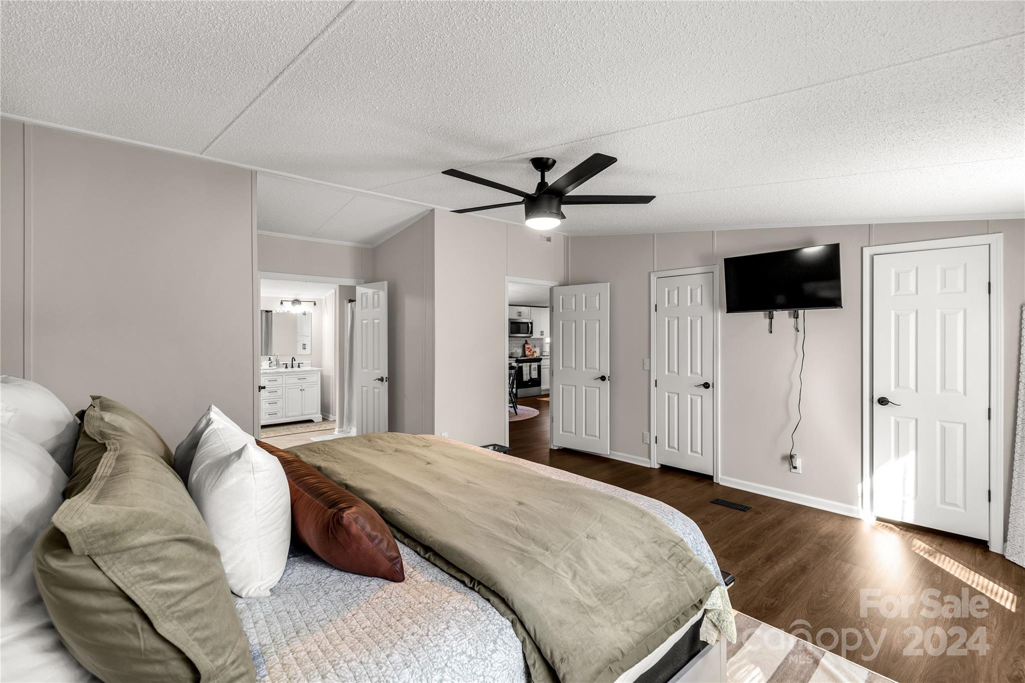 Lincoln Forest - Residential