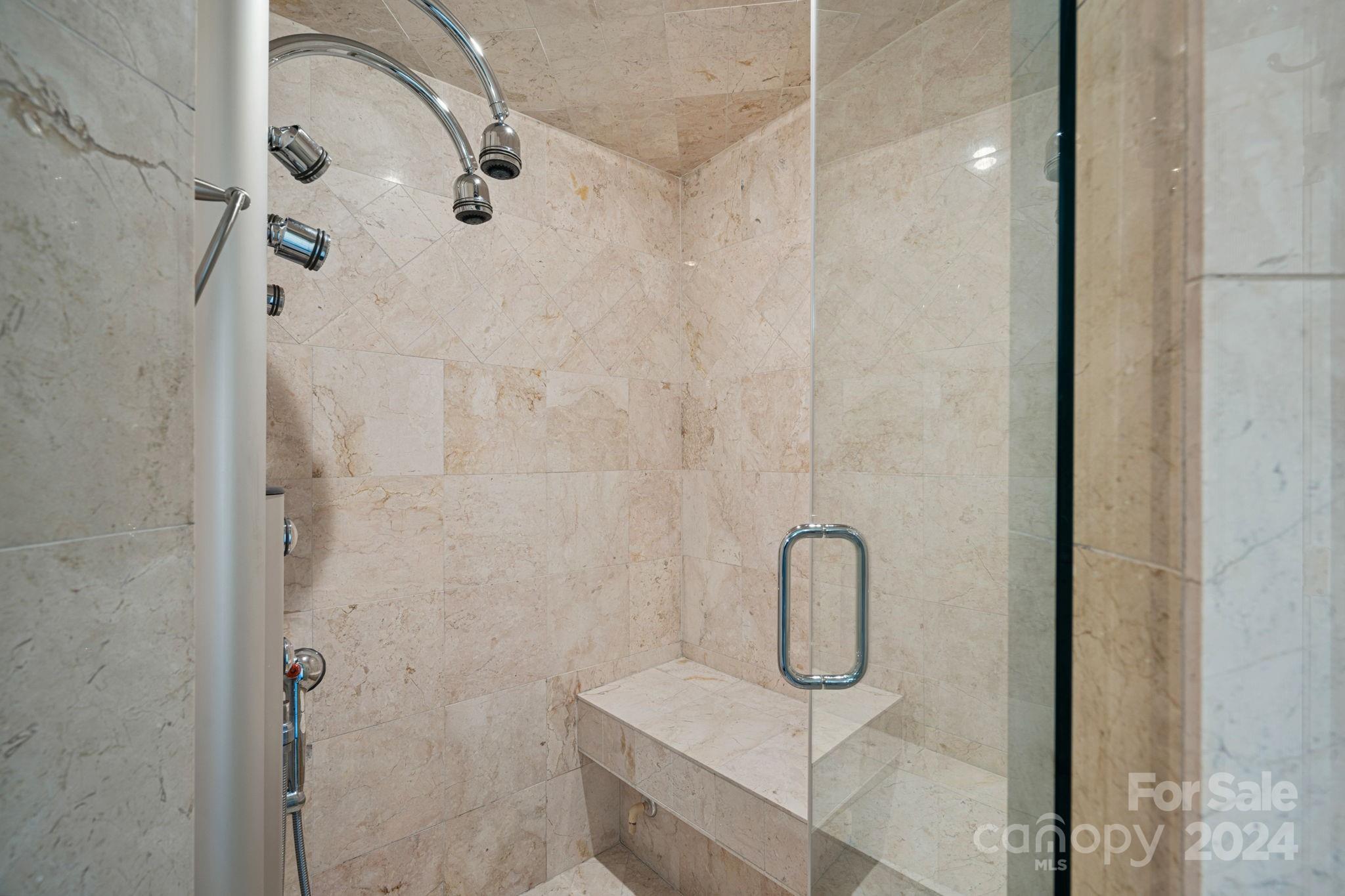 The Peninsula - Residential