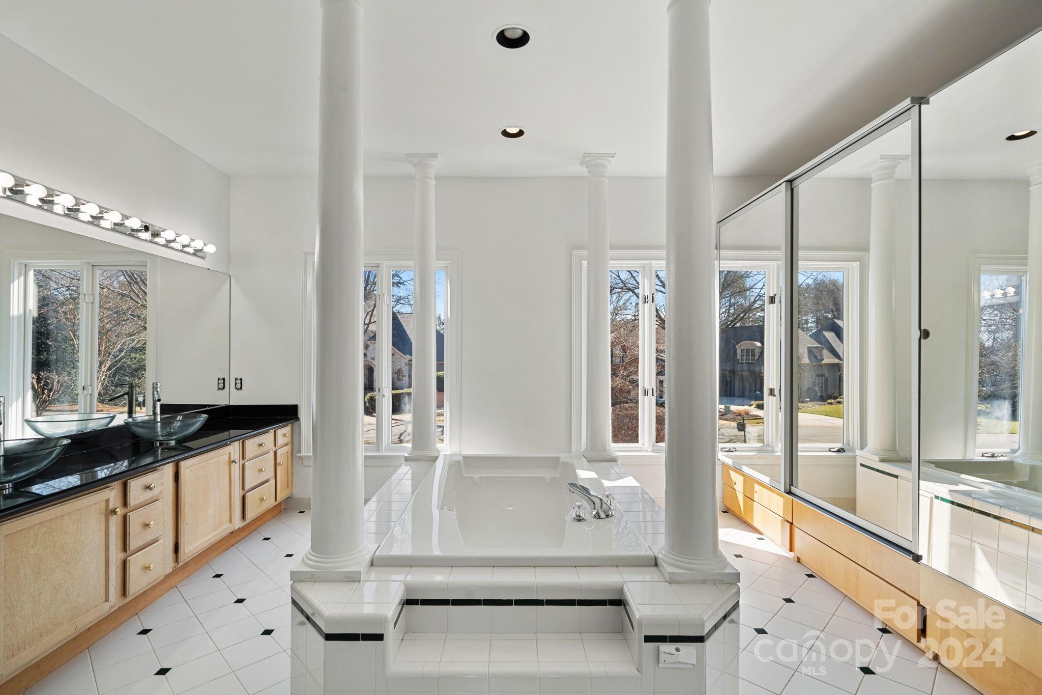 The Peninsula - Residential