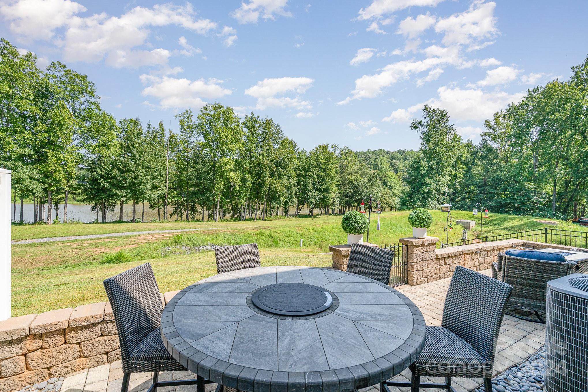 The Vineyards on Lake Wylie - Residential