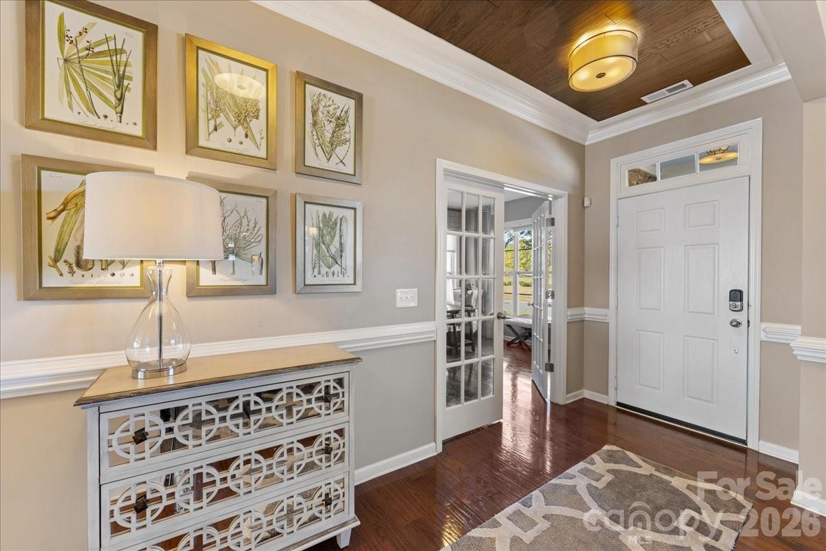 2511 Carnation Drive